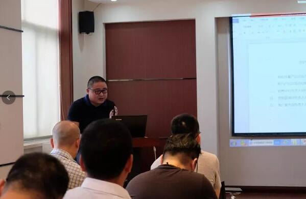 888集团游戏官网2019销售中心年中会议暨团队拓展活动圆满结束(图2) 888集团游戏官网2019销售中心年中会议暨团队拓展活动圆满结束(图2)