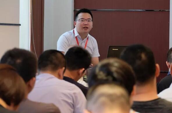 888集团游戏官网2019销售中心年中会议暨团队拓展活动圆满结束(图1) 888集团游戏官网2019销售中心年中会议暨团队拓展活动圆满结束(图1)