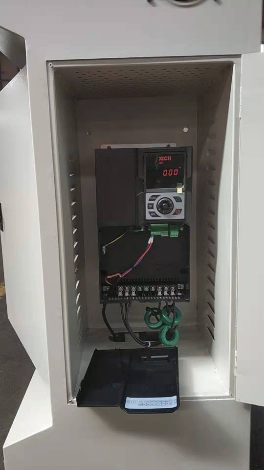 XFC550在制砖机械上应用(图2) XFC550在制砖机械上应用(图2)