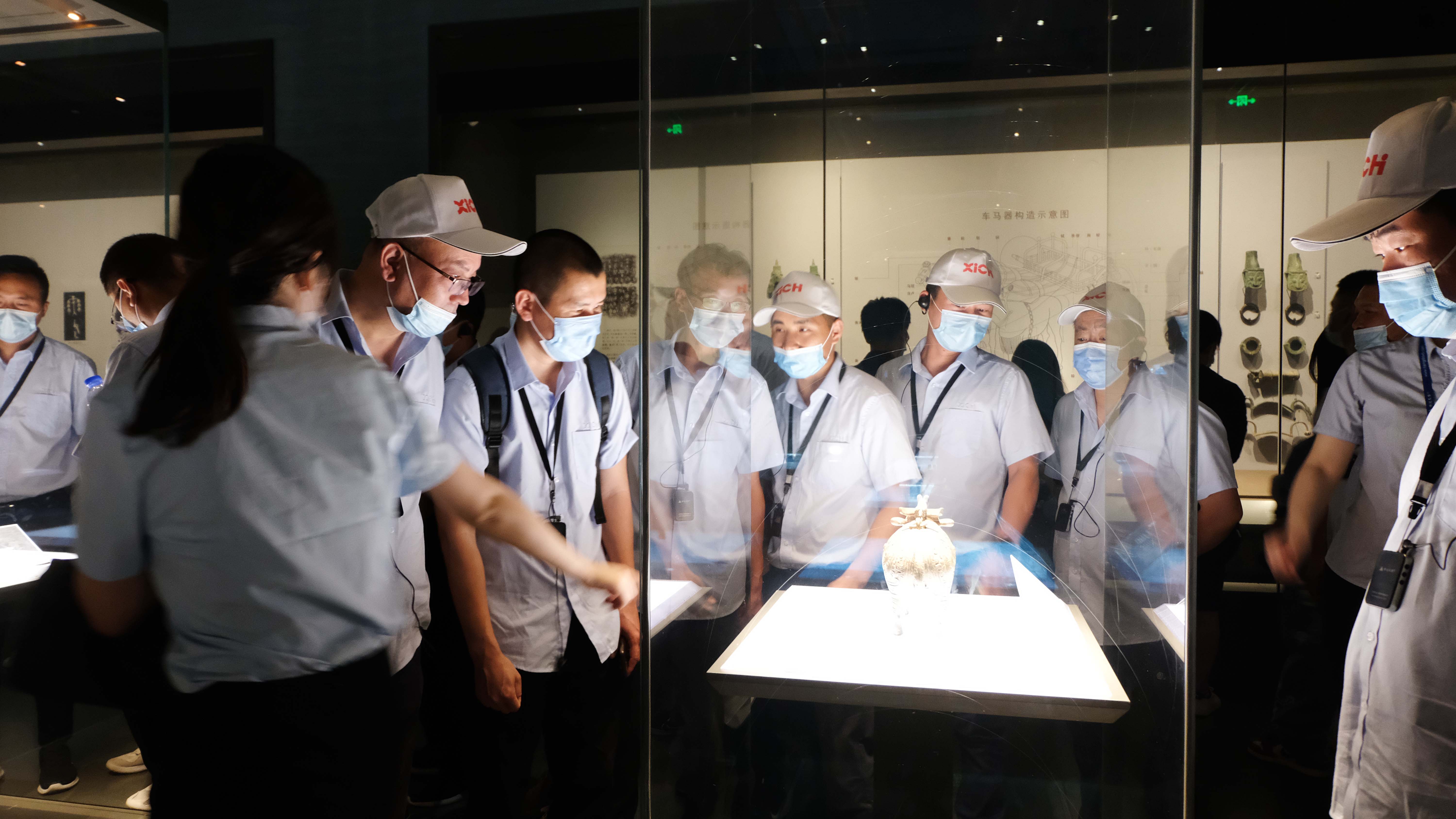 888集团游戏官网营销中心会议圆满成功(图34)