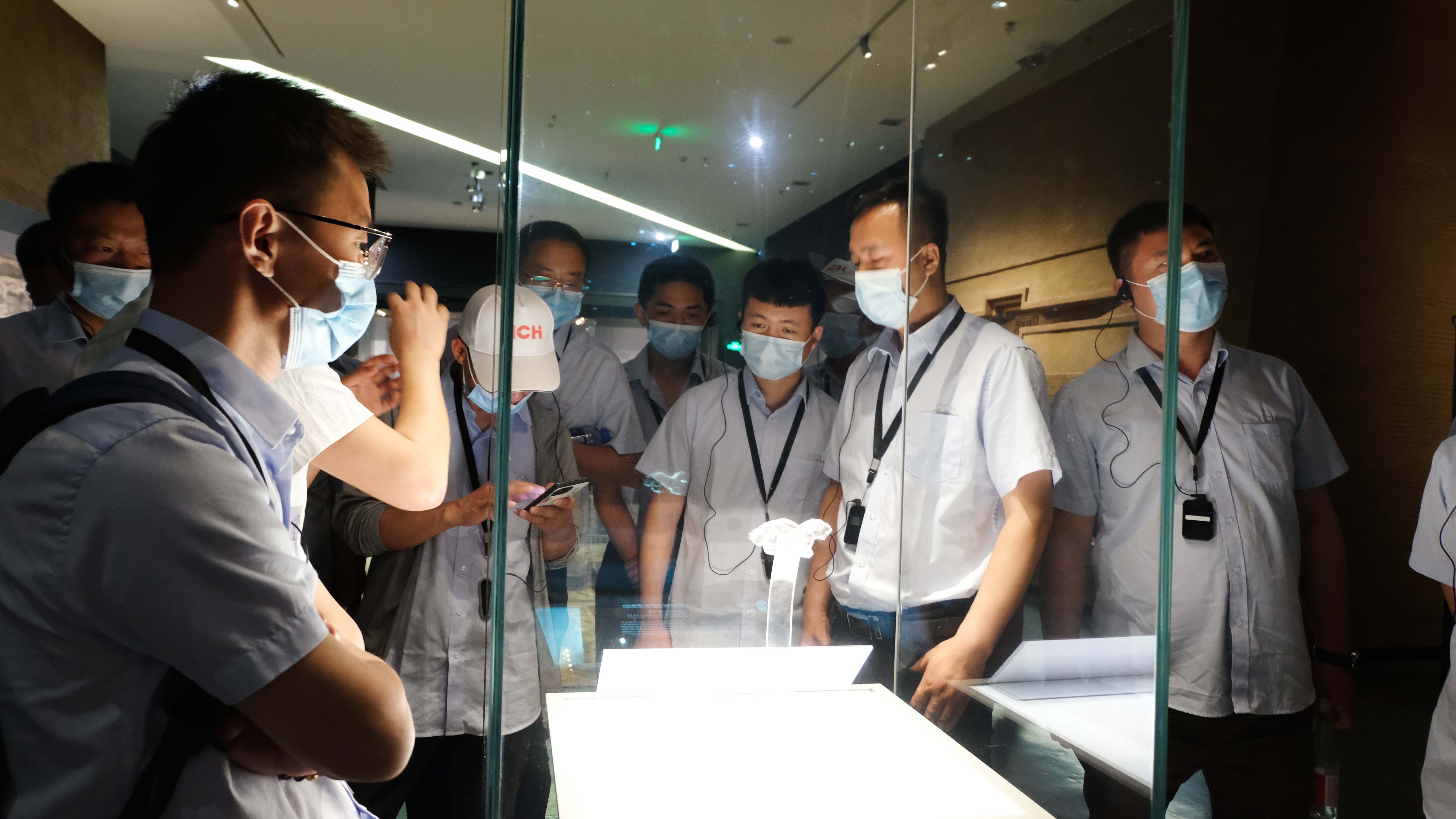 888集团游戏官网营销中心会议圆满成功(图33)